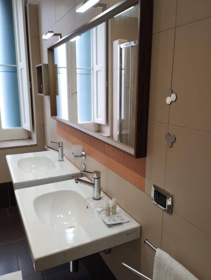 Internotre Luxury Apartment Бари Экстерьер фото